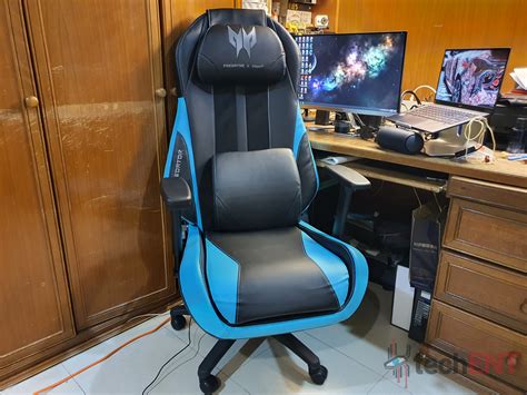 PREDATOR GAMING CHAIRS .